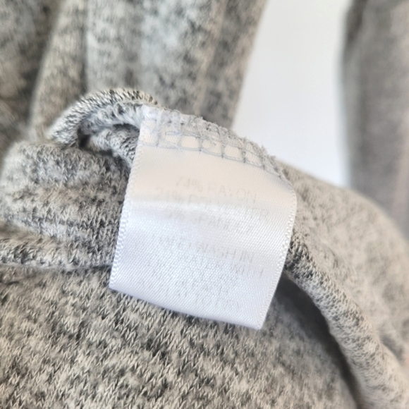 GIBSON Long Bell Sleeve Cozy Fleece Grey Top - Picture 6 of 12